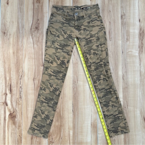 Vanilla Star Green and Tan Camouflage Jeans Size 11 - Picture 7 of 7